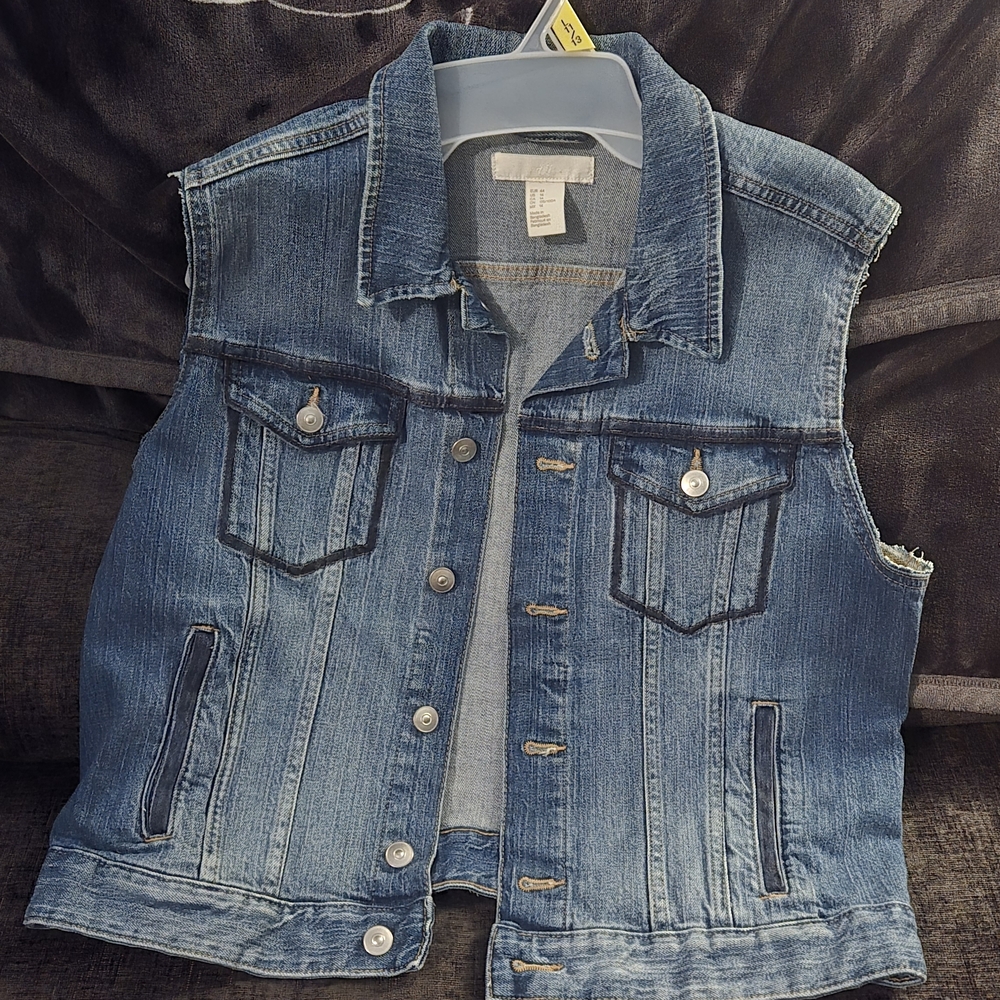 H&M Women's Blue Denim Vest
